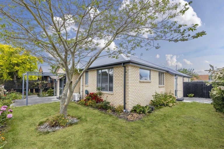 Photo of property in 1/8 Evatt Street, Bryndwr, Christchurch, 8053