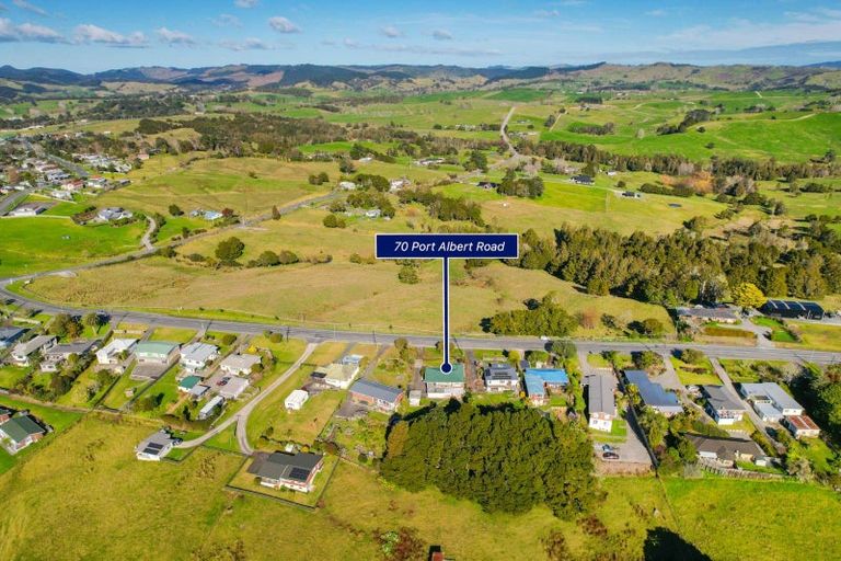 Photo of property in 70 Port Albert Road, Wellsford, 0900