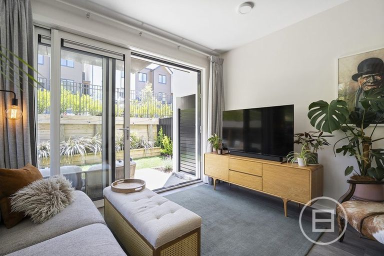 Photo of property in 1/30 Bullendale Drive, Arthurs Point, Queenstown, 9371