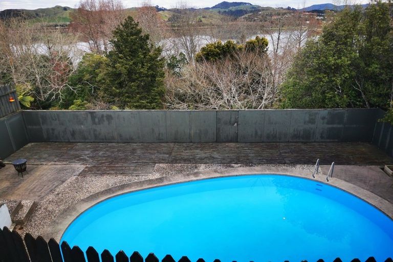 Photo of property in 50 Kimihia Road, Huntly, 3700