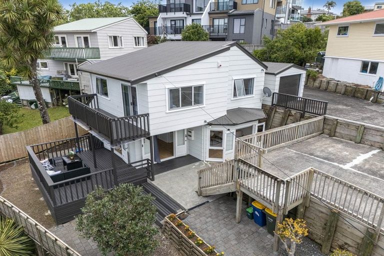 Photo of property in 3/22 Hogans Road, Glenfield, Auckland, 0629