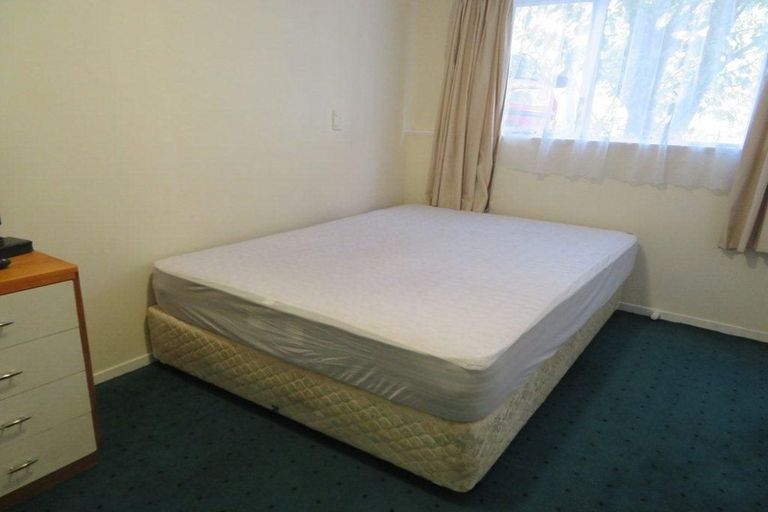 Photo of property in 6 Croft Grove, Moera, Lower Hutt, 5010