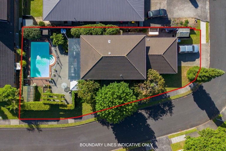 Photo of property in 16 Len Garlick Place, Pahurehure, Papakura, 2113