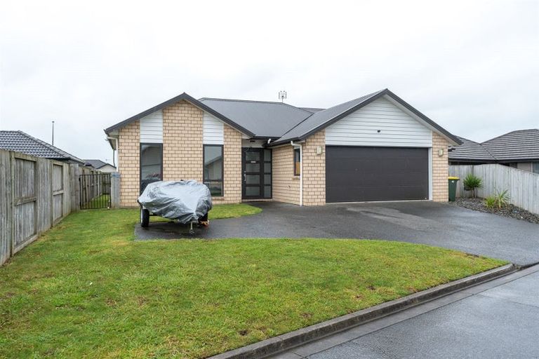 Photo of property in 5 Teatree Close, Huntington, Hamilton, 3210