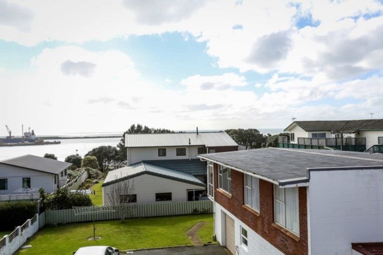 Photo of property in 3/80 Whiteley Street, Moturoa, New Plymouth, 4310