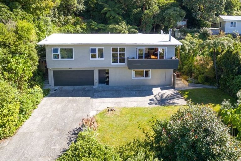 Photo of property in 59 Spencer Street, Crofton Downs, Wellington, 6035