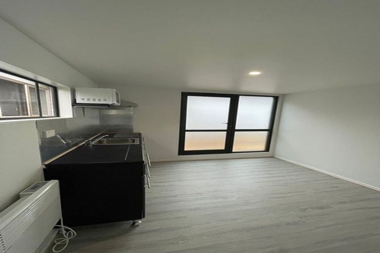 Photo of property in 8 Hailes Road, Whenuapai, Auckland, 0814