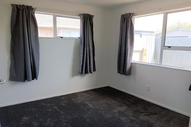 Photo of property in 21 Duckworth Crescent, Greenmeadows, Napier, 4112