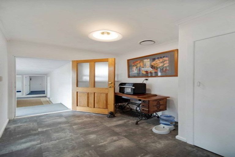 Photo of property in 57 Cargill Street, Papakura, 2110