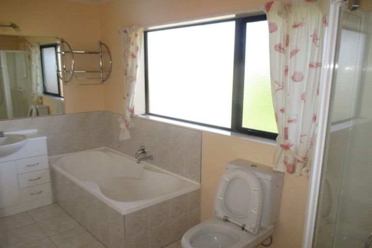 Photo of property in 34 Ravenscourt Place, Huntington, Hamilton, 3210