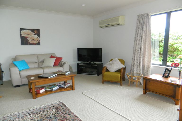 Photo of property in 15 Charlotte Kemp Drive, Kerikeri, 0230