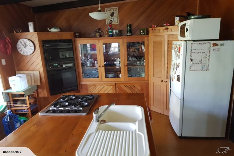 Photo of property in 3 Cordyline Road, Port Waikato, Tuakau, 2695