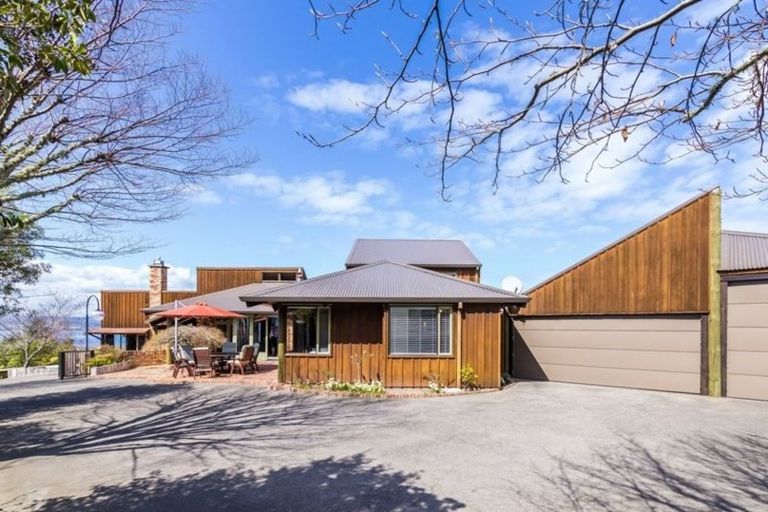 Photo of property in 12 Ewing Grove, Acacia Bay, Taupo, 3330