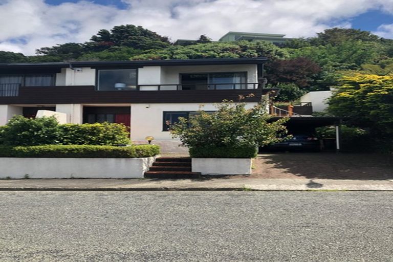 Photo of property in 2/54 Rama Crescent, Khandallah, Wellington, 6035