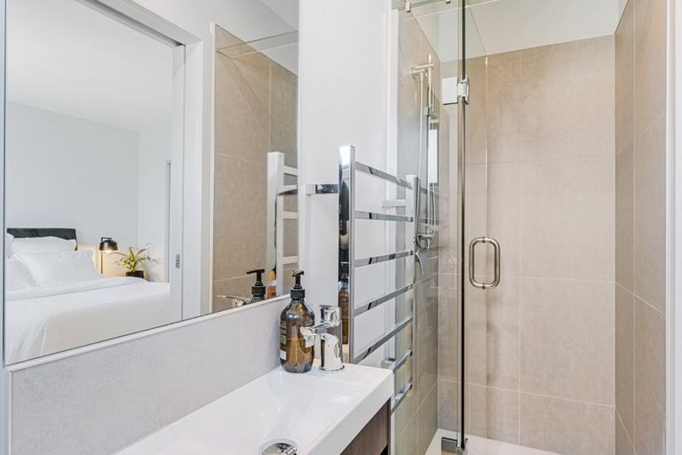 Photo of property in 2c Nerita Place, Long Bay, Auckland, 0630