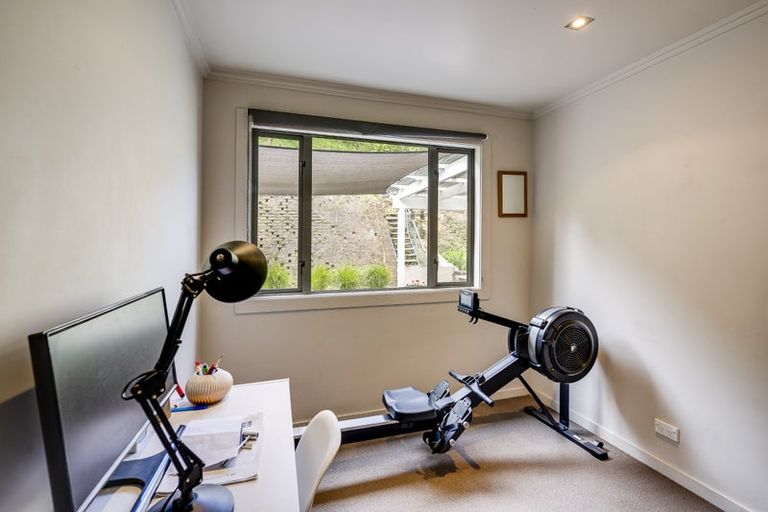 Photo of property in 49 Chaucer Road, Hospital Hill, Napier, 4110