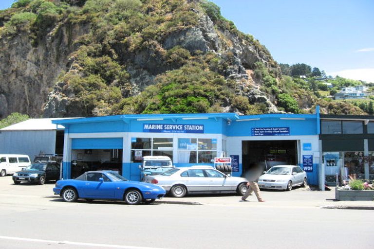 Photo of property in Admiralty Courts, 1/42 Marriner Street, Sumner, Christchurch, 8081