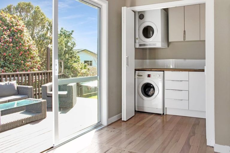 Photo of property in 34 Havelock Street, Opunake, 4616