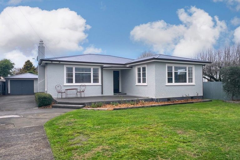 Photo of property in 69 Nelson Crescent, Carterton, 5713