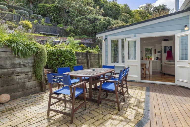 Photo of property in 52 Reuben Avenue, Brooklyn, Wellington, 6021