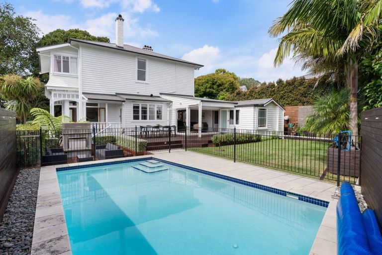 Photo of property in 13 Golf Road, Epsom, Auckland, 1023