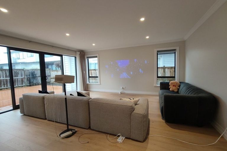 Photo of property in 3 Habitat Place, Hobsonville, Auckland, 0616