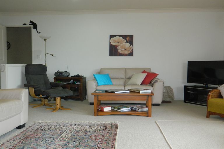 Photo of property in 15 Charlotte Kemp Drive, Kerikeri, 0230