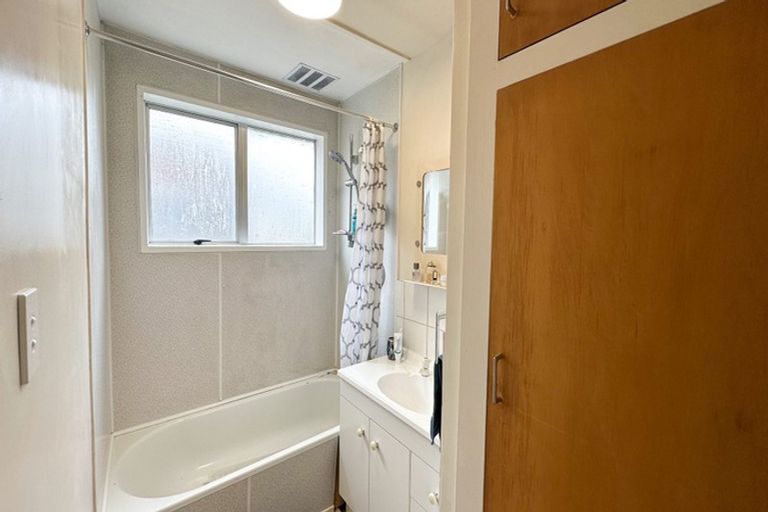 Photo of property in 2/3 Korora Street, Bromley, Christchurch, 8062