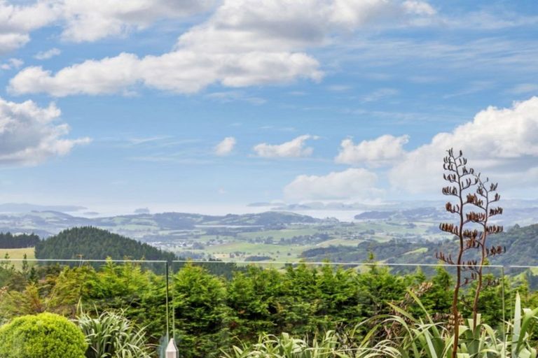 Photo of property in 185 Govan Wilson Road, Whangaripo, Warkworth, 0985