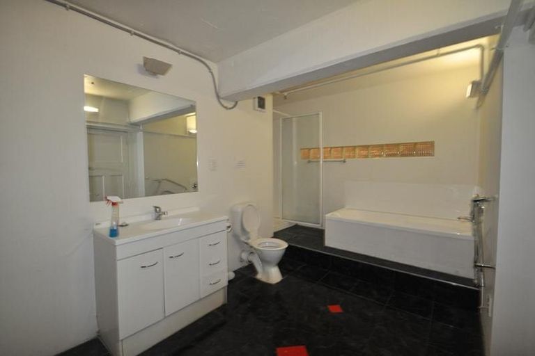 Photo of property in 6a Halleys Lane, Te Aro, Wellington, 6011