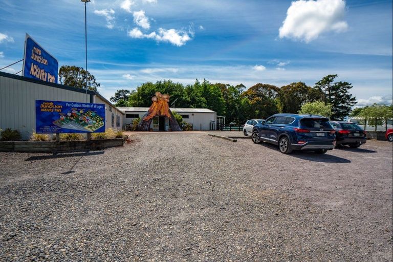 Photo of property in 8 Palmer Mill Road, Wairakei, Taupo, 3384