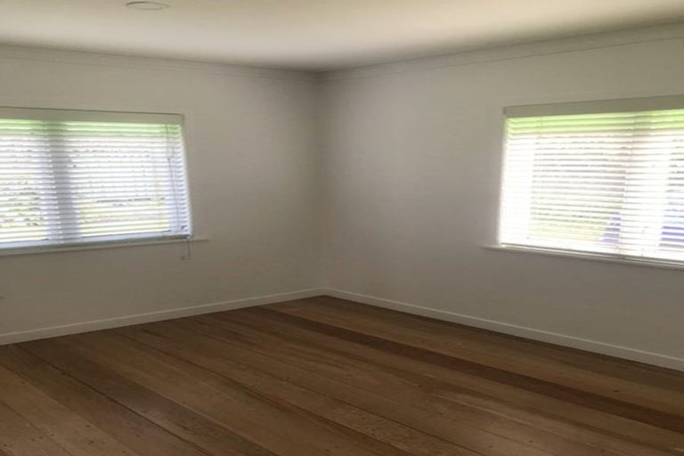 Photo of property in 1/16 Opaheke Road, Papakura, 2110