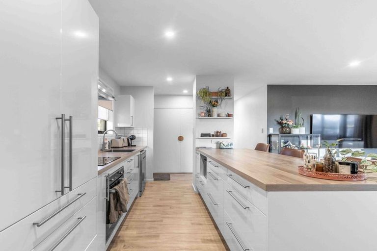 Photo of property in 92 Dunbeath Crescent, Kew, Invercargill, 9812