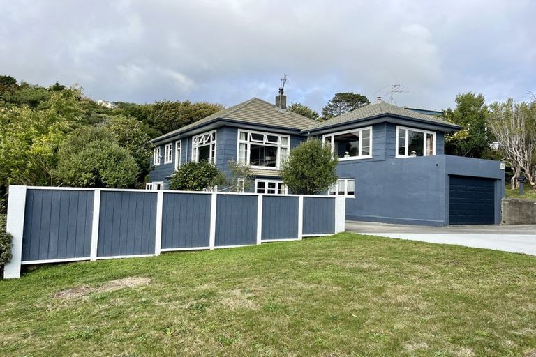 Photo of property in 14 Cecil Road, Tawa, Wellington, 5028
