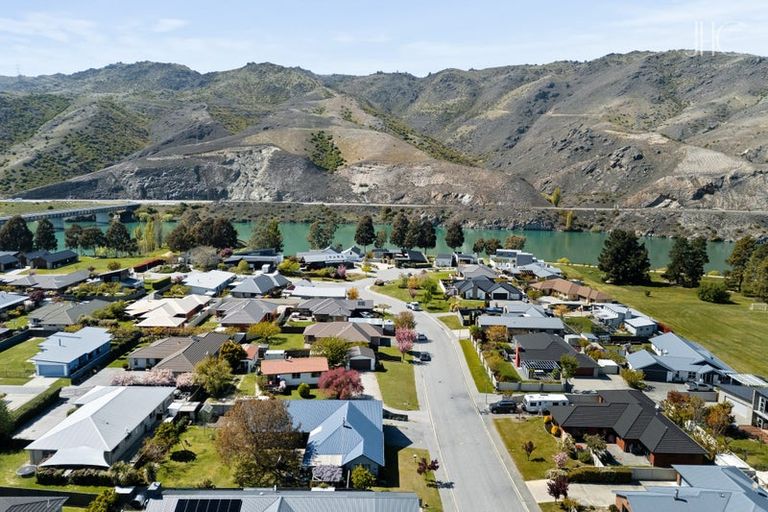 Photo of property in 8 Sunhaven Cove, Cromwell, 9310