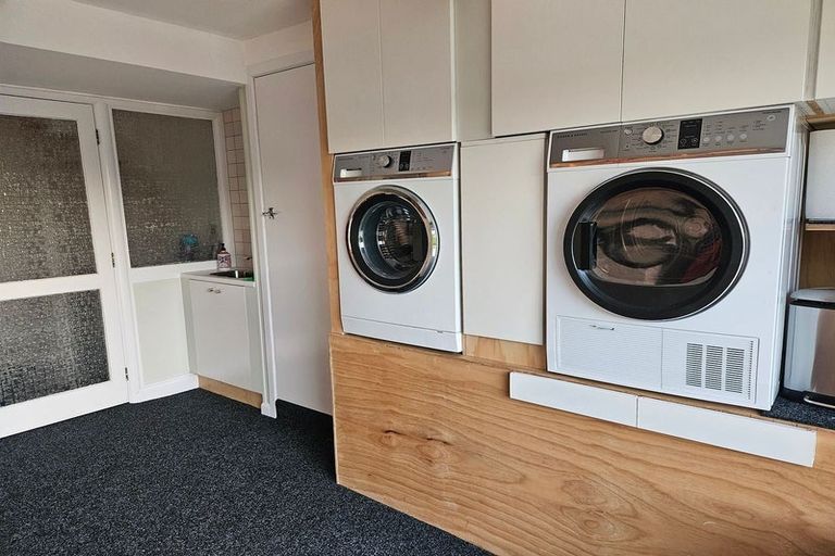 Photo of property in 38 Windsor Road, Maeroa, Hamilton, 3200