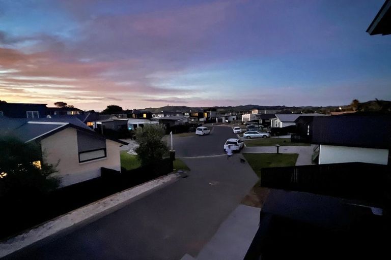 Photo of property in 1 Haneanea Way, Papamoa Beach, Papamoa, 3118