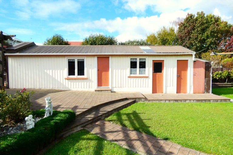 Photo of property in 22 Roebuck Street, Westport, 7825