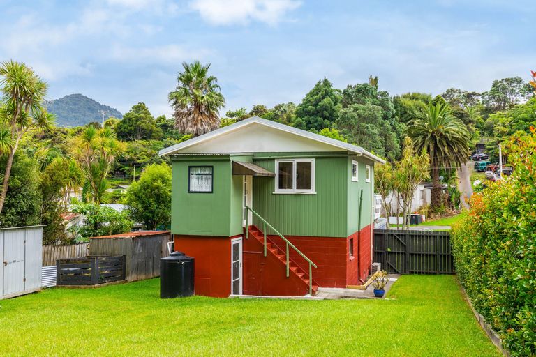 Photo of property in 49 Foster Avenue, Huia, Auckland, 0604