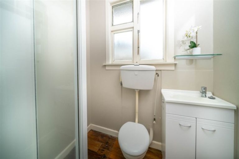 Photo of property in 2/27 Devonport Lane, St Albans, Christchurch, 8014