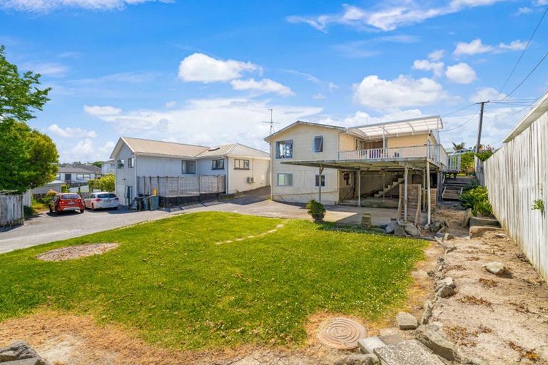 Photo of property in 212/10 Neal Avenue, Glenfield, Auckland, 0629