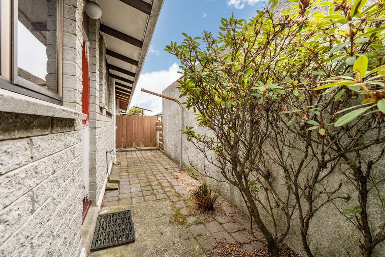Photo of property in 65d Wesley Street, South Dunedin, Dunedin, 9012