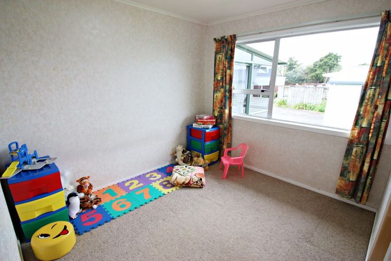 Photo of property in 23a Wall Street, Nawton, Hamilton, 3200