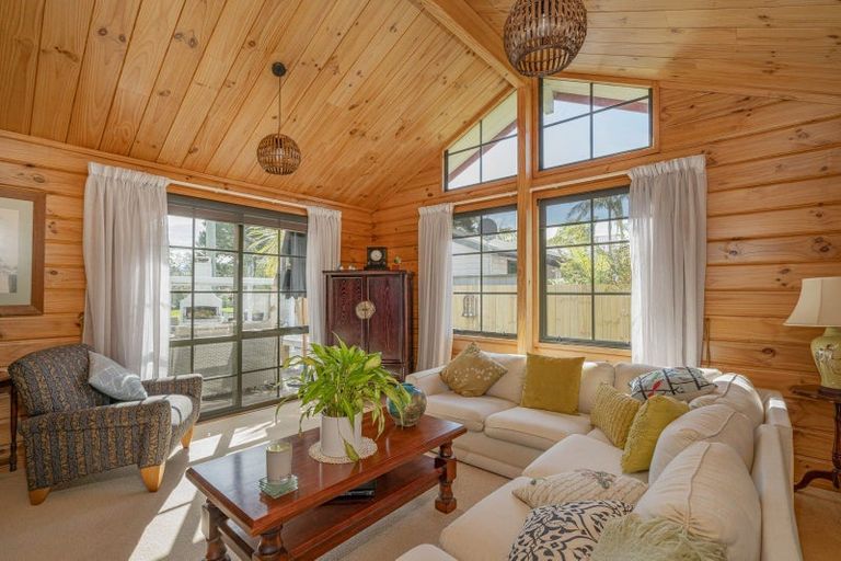 Photo of property in 186 Vista Paku, Pauanui, Hikuai, 3579