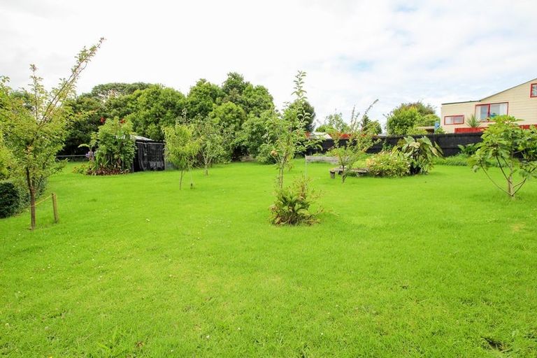 Photo of property in 9-11 Walker Terrace, Te Kopuru, 0391