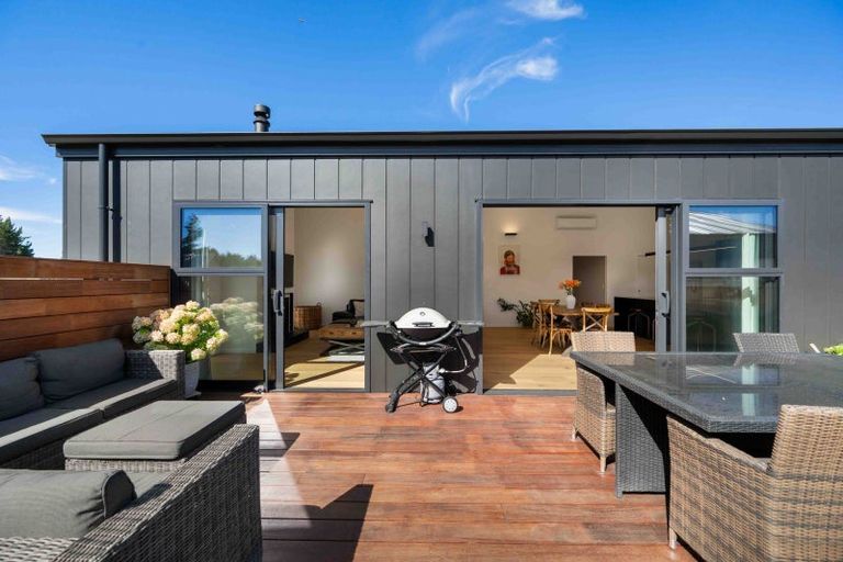 Photo of property in 6 Moonstone Street, Albert Town, 9305