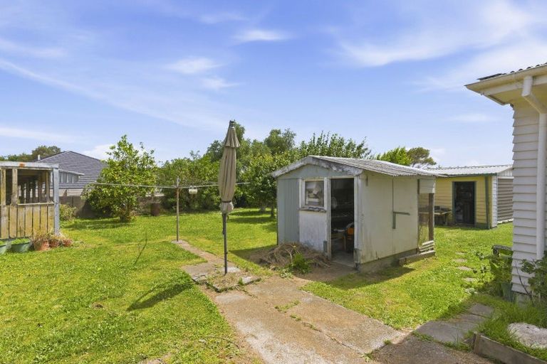 Photo of property in 6 Awatea Street, Levin, 5510
