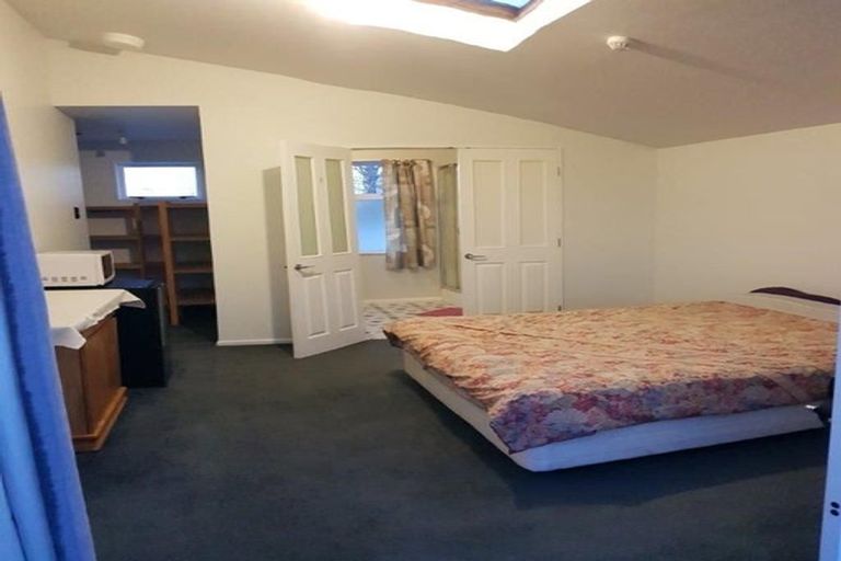 Photo of property in 37 Parkstone Avenue, Ilam, Christchurch, 8041