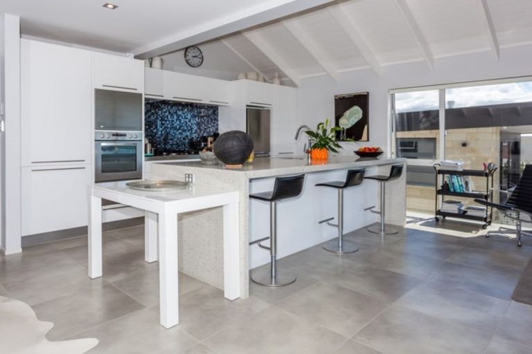 Photo of property in 5a Buffalo Beach Road, Whitianga, 3510