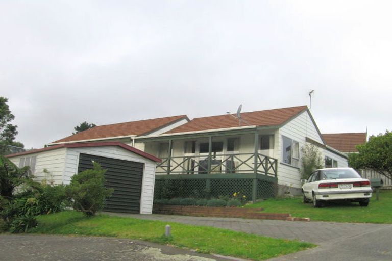 Photo of property in 25 Guadeloupe Crescent, Grenada Village, Wellington, 6037